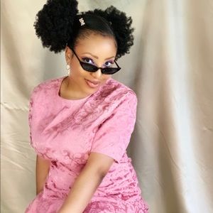 Meet your Posher, Claudia